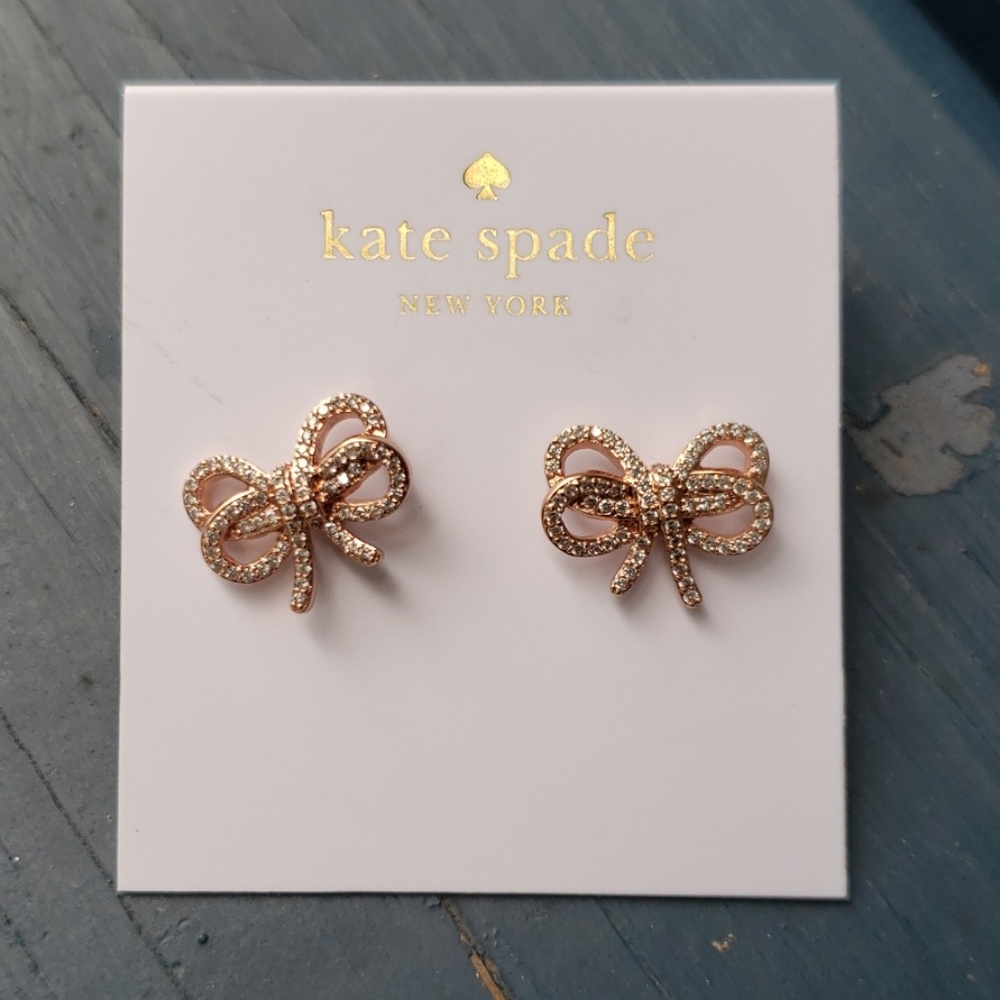 NWT Kate Spade 'Bow Meets Girl' rose gold earrings - Picture 2 of 5